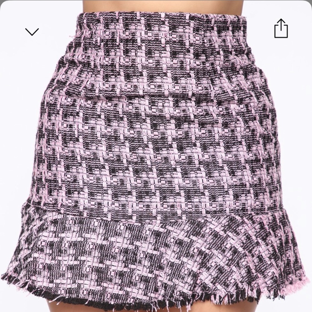 Pink and black mini skirt
